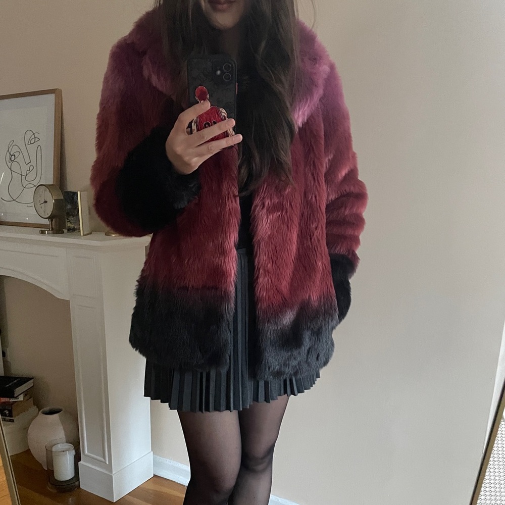 “Unreal Fur” faux fur cost Size M